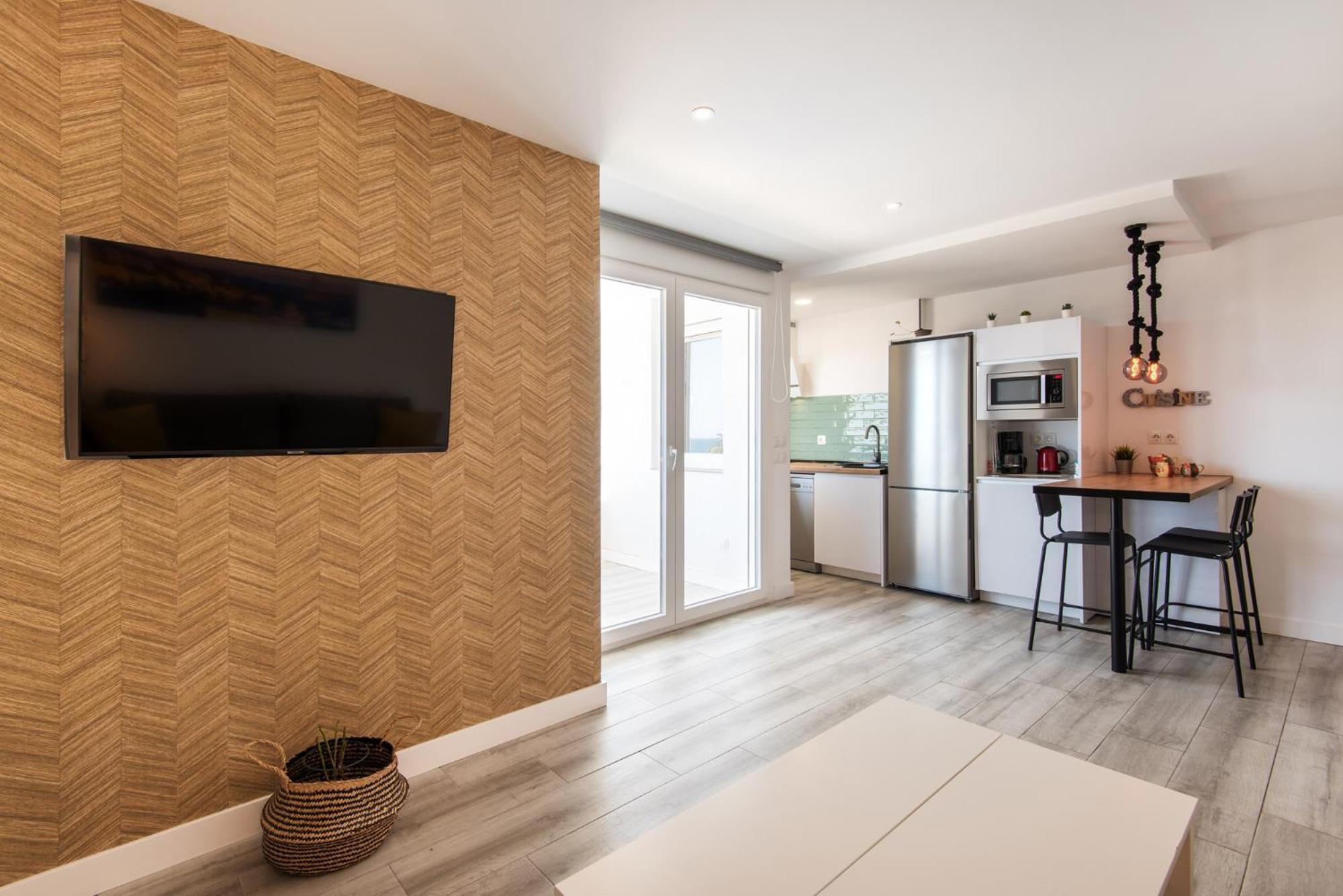 Palm True Towers 1, Marina Beach Apartment Фуeнхирола Екстериор снимка