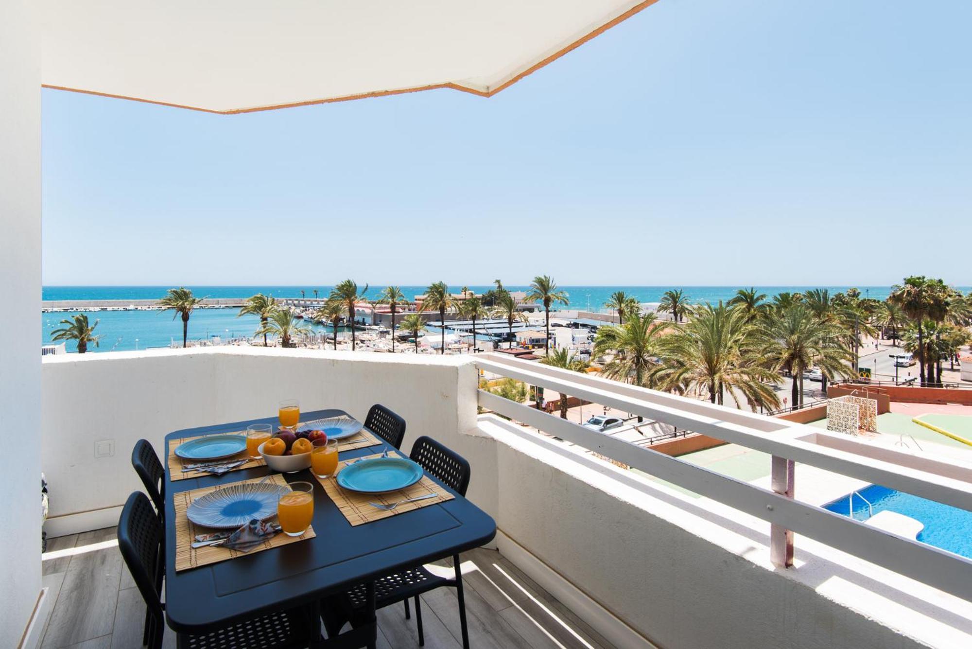 Palm True Towers 1, Marina Beach Apartment Фуeнхирола Екстериор снимка