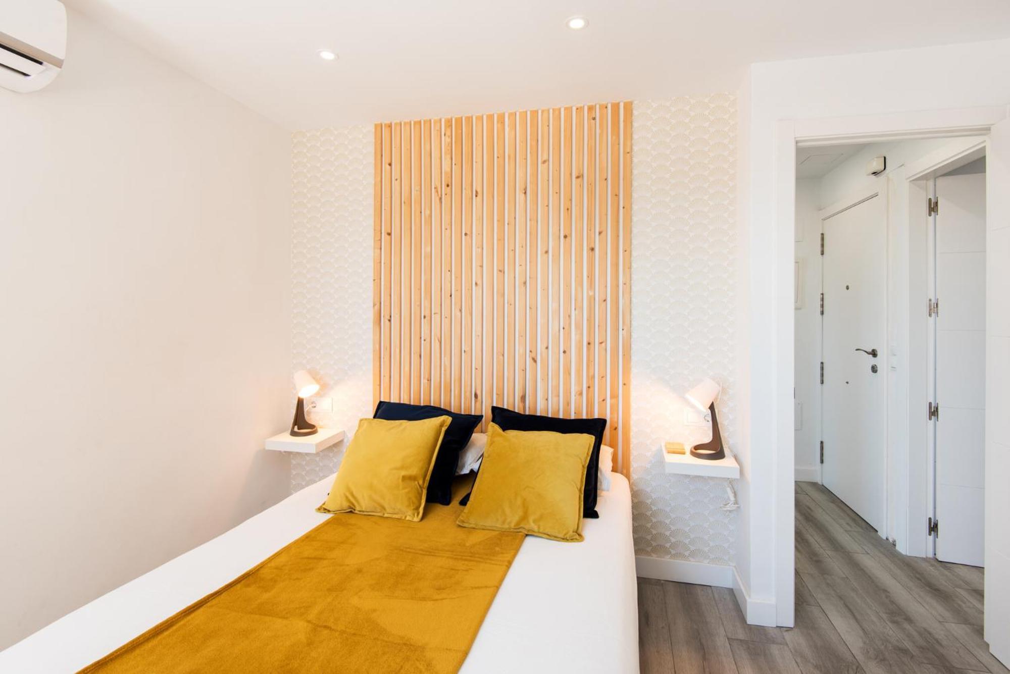 Palm True Towers 1, Marina Beach Apartment Фуeнхирола Екстериор снимка